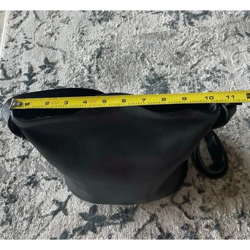 Y2K Coach Sonoma 4907 Vintage Bucket bag Black 90s Pebbled Leather Boho Cottage